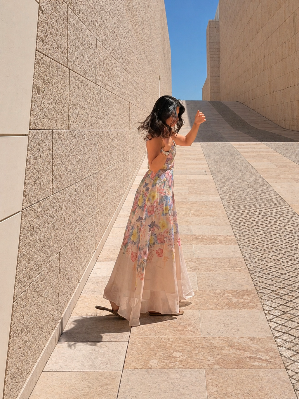 VESTIDO FLORAL EM ORGANZA