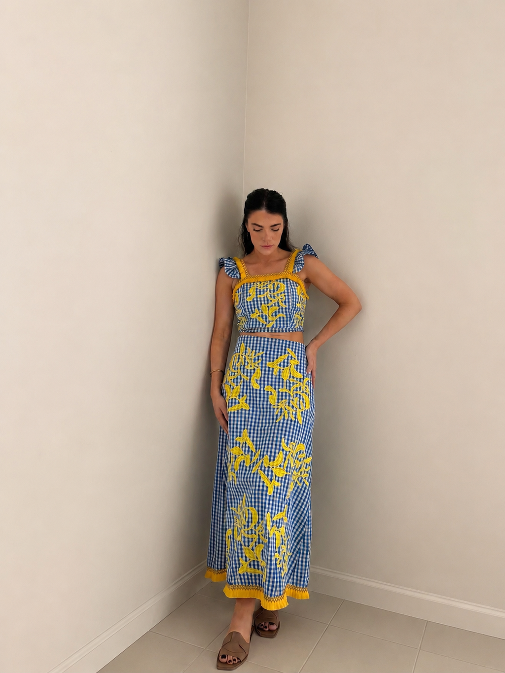 CONJUNTO AZUL BORDADO AMARELO