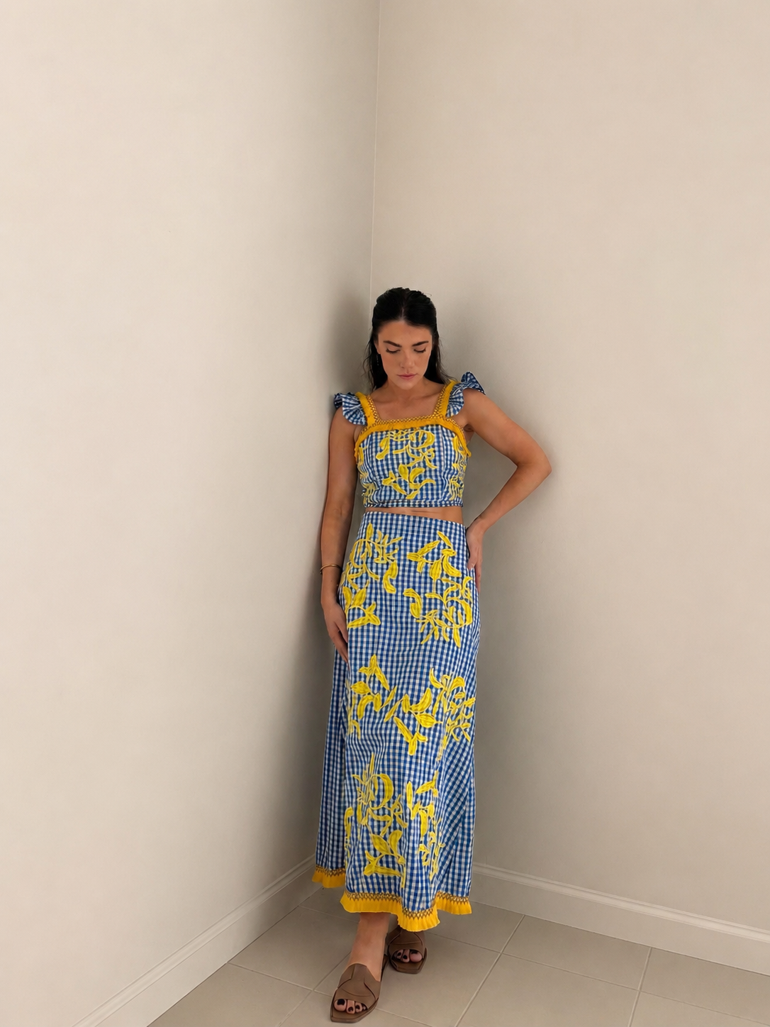 CONJUNTO AZUL BORDADO AMARELO